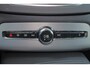 Volvo XC90 T8 Recharge AWD Plus Bright - LONG RANGE - Panorama/schuifdak - IntelliSafe Assist & Surround - 360º Camera - Harman/Kardon audio - Adaptieve LED koplampen - Verwarmde voorstoelen, stuur & achterbank - Parkeersensoren voor & achter - Elektr. bedienb. voorstoelen met geheugen - Head up display - Draadloze tel. lader - Extra getint glas - 20' LMV