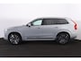 Volvo XC90 T8 Recharge AWD Plus Bright - LONG RANGE - Panorama/schuifdak - IntelliSafe Assist & Surround - 360º Camera - Harman/Kardon audio - Adaptieve LED koplampen - Verwarmde voorstoelen, stuur & achterbank - Parkeersensoren voor & achter - Elektr. bedienb. voorstoelen met geheugen - Head up display - Draadloze tel. lader - Extra getint glas - 20' LMV