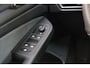 Volkswagen Golf 1.5 eTSI R-Line Business Navi/Camera/Keyless/Virtual/Sfeerverlichting/IQ/Matrix/Panoramadak/H-leder/18Inch