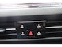 Volkswagen Golf 1.5 eTSI R-Line Business Navi/Camera/Keyless/Virtual/Sfeerverlichting/IQ/Matrix/Panoramadak/H-leder/18Inch