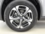Citroën E-C3 Aircross Max 44 kWh 113pk Automaat | Navigatie | Climate Control | Boordlader 11kW - 3 fasen | Parkeersensoren Voor + Achter | Achteruitrijcamera | Climate Control | Dodehoek Detectie | Dakrails | LED Lampen | Lichtmetalen Velgen 17" | Apple Carplay/Android Auto