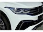 Volkswagen Tiguan 1.4 TSI eHybrid R-Line 245pk PANO LEER IQ LIGHT TREKHAAK 20" 360 CAMERA