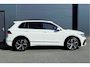 Volkswagen Tiguan 1.4 TSI eHybrid R-Line 245pk PANO LEER IQ LIGHT TREKHAAK 20" 360 CAMERA