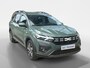 Dacia Jogger 1.0 TCe 110 Expression 5p. AIRCO PARKEERSENSOREN CRUISE CONTROLE APPLE CARPLAY ANDROID AUTO LET OP DEMO VRAAG NAAR DE KMSTAND LEVERBAAR VANAF 01-12-2025