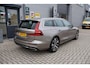 Volvo V60 2.0 T8 Recharge Business Pro 1e Eigenaar | NL-Auto | Dealer Onderh | BTW | 390PK | AWD | Winterpack | H&K | Elek Stoel+klep | Camera | Navi | ACC | Climate  | Full Led | Keyless | PDC | Start/Stop | 1 Laadkabel