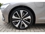 Volvo V60 2.0 T8 Recharge Business Pro 1e Eigenaar | NL-Auto | Dealer Onderh | BTW | 390PK | AWD | Winterpack | H&K | Elek Stoel+klep | Camera | Navi | ACC | Climate  | Full Led | Keyless | PDC | Start/Stop | 1 Laadkabel