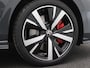 Volkswagen Golf 1.5 eHybrid GTE Trekhaak wegklapbaar, Head-up Display, Panoramadak, Area View, 18" Catania LMV, Adaptive Cruise Control, Black Style, Winterpakket, Navigatie
