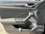 Volkswagen T-Roc 1.5 TSI Sport | Panorama Dak | LED | Digitaal Display