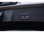 Volvo XC40 2.0 B4 Business Edition | 2000 kg trekgewicht | Extra getint glas | Adaptieve cruise control | 19" Lichtmetalen velgen |