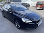 Volvo V40 2.0 D2 Luxury (Camera - LED - Stoelverwarming - Parkeersensoren V+A - Automatische Airco - Navigatie - 17"incl 4S)