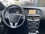 Volvo V40 2.0 D2 Luxury (Camera - LED - Stoelverwarming - Parkeersensoren V+A - Automatische Airco - Navigatie - 17"incl 4S)