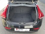 Volvo V40 2.0 D2 Luxury (Camera - LED - Stoelverwarming - Parkeersensoren V+A - Automatische Airco - Navigatie - 17"incl 4S)