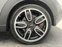 MINI John Cooper Works Mini 2.0 Chili / dealer onderhouden / JCW 231 PK / Head up / Harman Kardon Audio / Panoramadak / Alarm klasse 3 / Stoelverwarming /