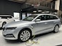 Skoda Octavia Combi 1.4 TSI iV PHEV Business Edition SFEER VERLICHTING I NAVI + CAMERA + PDC I DEALER O.H.