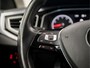 Volkswagen Polo 1.0 TSI Highline Sport Automaat (APPLE CARPLAY, GROOT NAVI, CLIMATE, STOELVERWARMING, SPORTSTOELEN, GETINT GLAS, LM VELGEN, ADAPTIVE CRUISE, NIEUWSTAAT)