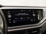 Volkswagen Polo 1.0 TSI Highline Sport Automaat (APPLE CARPLAY, GROOT NAVI, CLIMATE, STOELVERWARMING, SPORTSTOELEN, GETINT GLAS, LM VELGEN, ADAPTIVE CRUISE, NIEUWSTAAT)