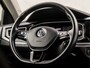Volkswagen Polo 1.0 TSI Highline Sport Automaat (APPLE CARPLAY, GROOT NAVI, CLIMATE, STOELVERWARMING, SPORTSTOELEN, GETINT GLAS, LM VELGEN, ADAPTIVE CRUISE, NIEUWSTAAT)
