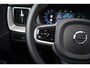 Volvo XC60 2.0 T6 Plug-in hybrid AWD Plus Dark | 2250 kg Trekgewicht | 360 Camera | Trekhaak | Dodehoek sensoren | Glazen Schuifdak | Lederenbekleding | Elektrische stoelen met geheugen |
