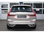 Volvo XC60 2.0 T6 Plug-in hybrid AWD Plus Dark | 2250 kg Trekgewicht | 360 Camera | Trekhaak | Dodehoek sensoren | Glazen Schuifdak | Lederenbekleding | Elektrische stoelen met geheugen |