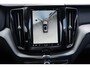 Volvo XC60 2.0 T6 Plug-in hybrid AWD Plus Dark | 2250 kg Trekgewicht | 360 Camera | Trekhaak | Dodehoek sensoren | Glazen Schuifdak | Lederenbekleding | Elektrische stoelen met geheugen |
