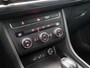 SEAT Ateca 1.5 TSI Sport 150Pk Automaat (APPLE CARPLAY, GROOT NAVI, CLIMATE, CAMERA, SPORTSTOELEN, TREKHAAK, GETINT GLAS, CRUISE, NIEUWSTAAT)