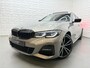 BMW 3-Serie Touring 320i M PAKKET LIVE COCKPIT PANO CAMERA