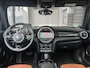 MINI Cooper S Mini 2.0 60 Years Edition | AUTOMAAT | HEAD-UP DISPLAY | LEDER | SCHUIF/KANTELDAK | CARPLAY/ANDROID | CAMERA | HARMAN/KARDON | NAVI | CRUISE CONTROL | PDC V+A | CLIMATE CONTROL | LMV 17'' | STOELVERWARMING | LED | BLUETOOTH