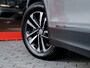 Volkswagen Tiguan 1.5 TSI IQ Drive | Navigatie | Camera | Climate Control | Adaptieve Cruise Control | Parkeersensoren | DAB+ Radio | 17'' Lichtmetalen Velgen | Metallic Lak | Privacy Glas | Dode Hoek Detectie | Apple Carplay | Android Auto |