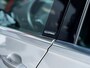 Volkswagen Tiguan 1.5 TSI IQ Drive | Navigatie | Camera | Climate Control | Adaptieve Cruise Control | Parkeersensoren | DAB+ Radio | 17'' Lichtmetalen Velgen | Metallic Lak | Privacy Glas | Dode Hoek Detectie | Apple Carplay | Android Auto |