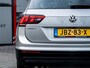 Volkswagen Tiguan 1.5 TSI IQ Drive | Navigatie | Camera | Climate Control | Adaptieve Cruise Control | Parkeersensoren | DAB+ Radio | 17'' Lichtmetalen Velgen | Metallic Lak | Privacy Glas | Dode Hoek Detectie | Apple Carplay | Android Auto |