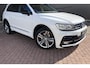 Volkswagen Tiguan 2.0 TSI 4Motion Highline Business R Panoramadak | Trekhaak | Winterpack | Navigatie