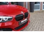 BMW 1-Serie BMW 1-serie 118i Edition M Sport Shadow High Executive LCI 2 | M-pakket | Shadow-line | Facelift | 18 inch | LED | Stoelverwarming | PDC | Navi