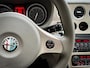 Alfa Romeo 159 1.9 JTS Distinctive | Org. NL! | Clima | Cruise | LMV | Elektr. ramen | Licht & regen sensor |