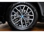 BMW X1 xDrive25e M Sport - Elektrisch verwarmde voorstoelen - Sportstoelen - Comfort Access Driving Assistant Plus - Grootlichtassistent - Adaptief M Onderstel - Automatisch dimmende binnenspiegel -