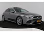 Mercedes-Benz A-klasse 200 Business Solution AMG (PANORAMADAK, STOELVERWARMING, ACHTERUITRIJCAMERA, NAVIGATIE, AUTOMAAT)