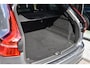 Volvo XC60 T4 190pk R-Design | Schuifdak | Stoelverwarming