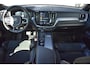 Volvo XC60 T4 190pk R-Design | Schuifdak | Stoelverwarming