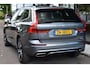 Volvo XC60 T4 190pk R-Design | Schuifdak | Stoelverwarming