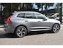Volvo XC60 T4 190pk R-Design | Schuifdak | Stoelverwarming