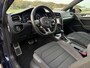 Volkswagen Golf 1.5 TSI Highline Business R Automaat | Panoramadak | Camera | Apple CarPlay/Android Auto | Navi | 18" Velgen | PDC
