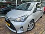 Toyota Yaris 1.5 Hybrid Lease Bi-Tone