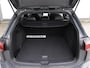 Volkswagen Golf Variant 1.5 eTSI R-Line 130pk Automaat | Trekhaak | Navigatie | Adaptive cruise control |