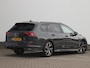 Volkswagen Golf Variant 1.5 eTSI R-Line 130pk Automaat | Trekhaak | Navigatie | Adaptive cruise control |
