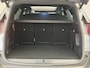 Peugeot 5008 1.5 BlueHDi GT Panorama Dak | Alcantara | Stoelverwarming | Adaptieve Cruise | Elek. Achterklep | Camera | Parkeersensoren | 18 inch LM | Airco (automatisch) | Alcantara Bekleding