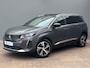 Peugeot 5008 1.5 BlueHDi GT Panorama Dak | Alcantara | Stoelverwarming | Adaptieve Cruise | Elek. Achterklep | Camera | Parkeersensoren | 18 inch LM | Airco (automatisch) | Alcantara Bekleding