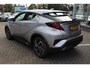 Toyota C-HR 2.0 HYBRID DYNAMIC 184PK ALL SEASON BANDEN NAVI KEYLESS APPLE/ANDROID AD-CRUISE PARKSENSOREN 18"LMV NL-AUTO