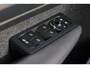 Volvo EX40 Single Motor Extended Range Plus | Elektrisch verstelbare stoelen voor met memory functie | stoelen voor verwarmbaar | Extra getint glas achter | Keyless entry/start | Adaptieve cruise control | Verwarmbaar stuurwiel | Harman Kardon geluidsinstallatie | 19'' lichtmetalen velgen |