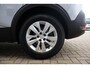 Peugeot 5008 1.2 Active 1e Eigenaar | NL-Auto | Dealer Onderh | 7-Persoons | Trekhaak | Leder | Camera | Dakdrager-set | Navi | Stoelverwarming | PDC | DAB Radio