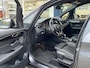 BMW 2-Serie Active Tourer 218i High Executive / Automaat / NL-Auto / Vol-Leder / Harman-Kardon-Audio / Head-Up-Display / 92.000 Km / 1e-Eigenaar / Dealer-Onderhouden / Stoelverwarming / Adaptieve Cruise-Control / Extra Winterset-Lichtmetaal / LED / DAB / Navi / Camera / E-Achterklep / PDC / 16'' LMV / All-Season / ENZ.