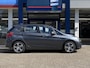 BMW 2-Serie Active Tourer 218i High Executive / Automaat / NL-Auto / Vol-Leder / Harman-Kardon-Audio / Head-Up-Display / 92.000 Km / 1e-Eigenaar / Dealer-Onderhouden / Stoelverwarming / Adaptieve Cruise-Control / Extra Winterset-Lichtmetaal / LED / DAB / Navi / Camera / E-Achterklep / PDC / 16'' LMV / All-Season / ENZ.